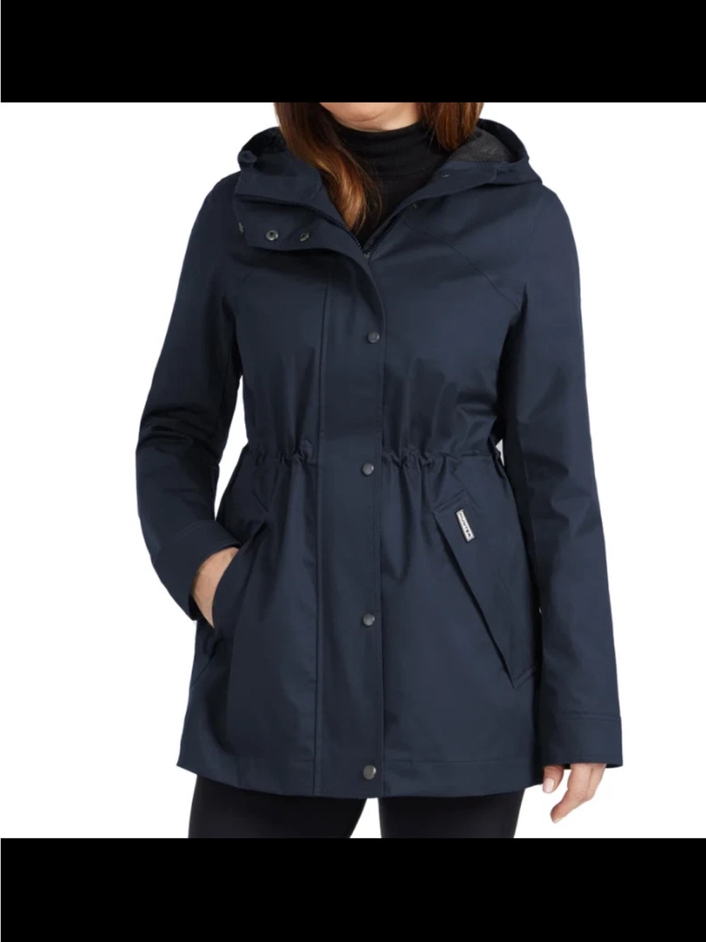 NWOT, Women’s Hunter Water Resistant hooded rain jacket, size M
